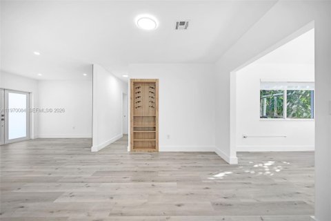 Купить виллу или дом в Майами, Флорида 3 спальни, 131.74м2, № 2030845 - фото 16