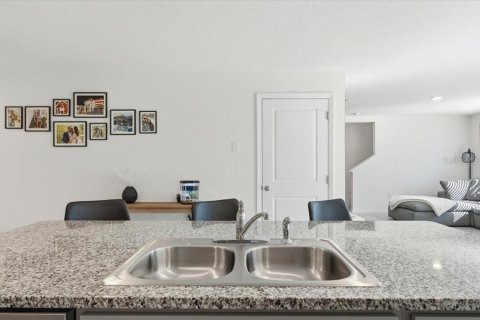 House in Plant City, Florida 4 bedrooms, 226.22 sq.m. № 2096570 - photo 16