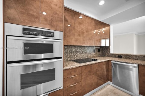 Condo in Fort Lauderdale, Florida, 1 bedroom  № 1693420 - photo 24