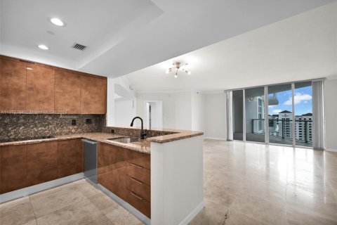 Condo in Fort Lauderdale, Florida, 1 bedroom  № 1693420 - photo 19