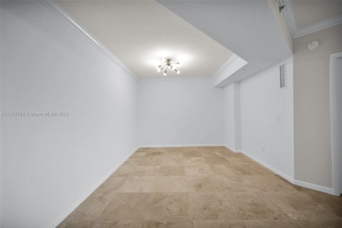 Condo in Fort Lauderdale, Florida, 1 bedroom  № 1693420 - photo 15
