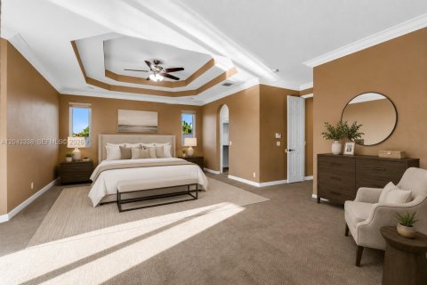 House in Miramar, Florida 5 bedrooms, 349.87 sq.m. № 2186155 - photo 23