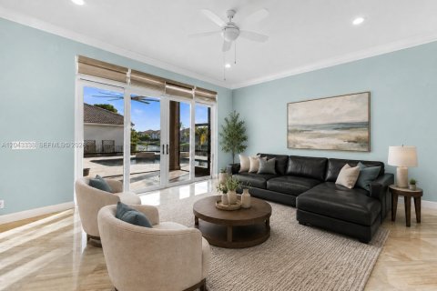 House in Miramar, Florida 5 bedrooms, 349.87 sq.m. № 2186155 - photo 12