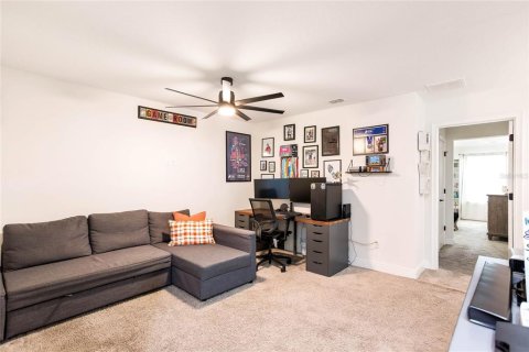 Townhouse in Tampa, Florida 3 bedrooms, 182.18 sq.m. № 1740625 - photo 20