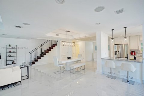Touwnhouse à vendre à Fort Lauderdale, Floride: 3 chambres, 253.81 m2 № 2351417 - photo 6