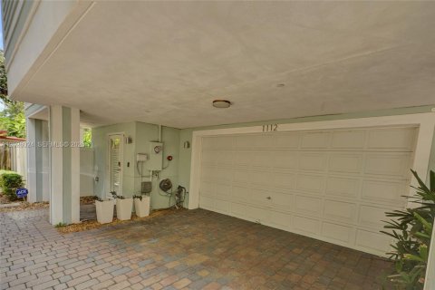 Touwnhouse à vendre à Fort Lauderdale, Floride: 3 chambres, 253.81 m2 № 2351417 - photo 23