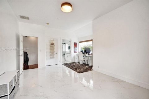 Touwnhouse à vendre à Fort Lauderdale, Floride: 3 chambres, 253.81 m2 № 2351417 - photo 20
