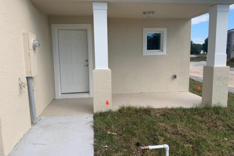 Touwnhouse à louer à Davenport, Floride: 3 chambres, 148.18 m2 № 2437307 - photo 2