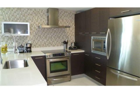Condo in Sunny Isles Beach, Florida, 3 bedrooms № 2089073 - photo 6