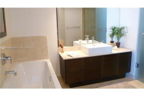 Condo in Sunny Isles Beach, Florida, 3 bedrooms № 2089073 - photo 8