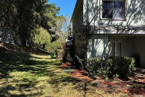 Townhouse in Tamarac, Florida 2 bedrooms, 103.12 sq.m. № 2288831 - photo 3