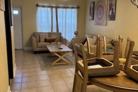 Townhouse in Tamarac, Florida 2 bedrooms, 103.12 sq.m. № 2288831 - photo 23