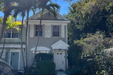 Adosado en Tamarac, Florida 2 dormitorios, 103.12 m2 № 2288831