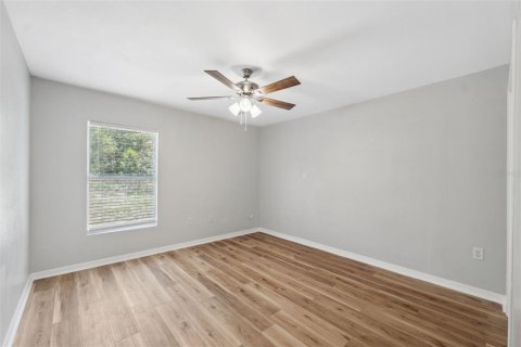 House in Spring Hill, Florida 3 bedrooms, 159.79 sq.m. № 1743059 - photo 15