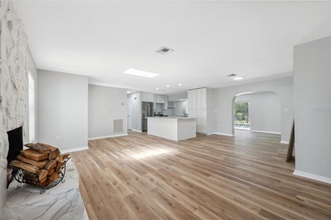 House in Spring Hill, Florida 3 bedrooms, 159.79 sq.m. № 1743059 - photo 5