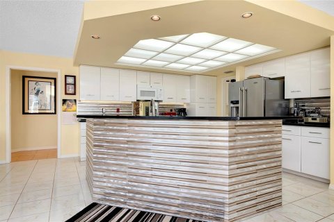 House in Venice, Florida 4 bedrooms, 258.36 sq.m. № 1580918 - photo 21