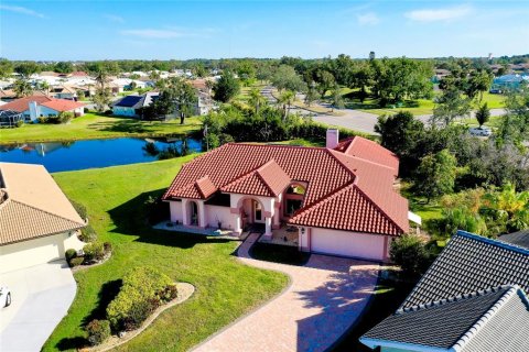 House in Venice, Florida 4 bedrooms, 258.36 sq.m. № 1580918 - photo 3
