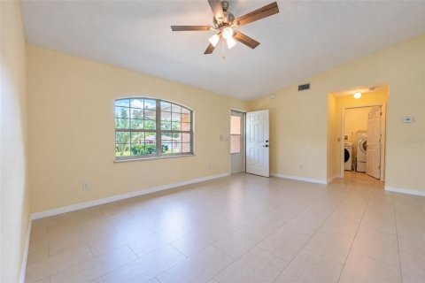 Casa en venta en Inverness, Florida, 3 dormitorios, 120.87 m2 № 2383980 - foto 8