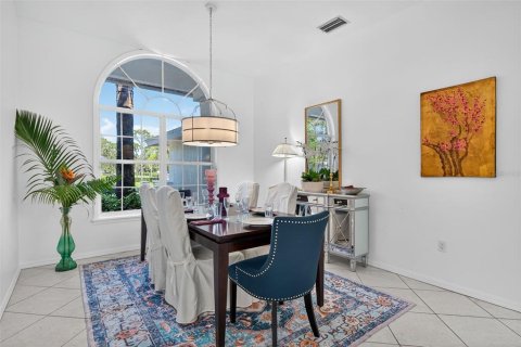 House in Sarasota, Florida 3 bedrooms, 221.01 sq.m. № 2403691 - photo 8