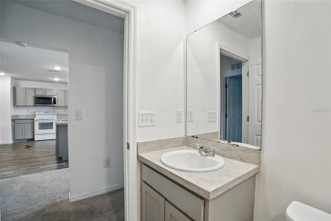 House in Poinciana, Florida 4 bedrooms, 172.89 sq.m. № 1873706 - photo 25