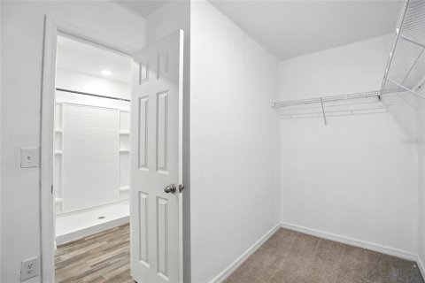 House in Poinciana, Florida 4 bedrooms, 172.89 sq.m. № 1873706 - photo 17