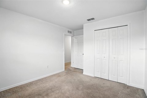 House in Poinciana, Florida 4 bedrooms, 172.89 sq.m. № 1873706 - photo 29