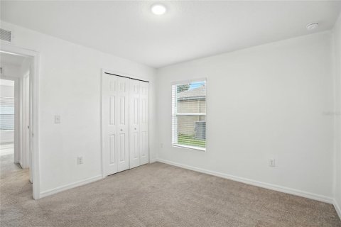 House in Poinciana, Florida 4 bedrooms, 172.89 sq.m. № 1873706 - photo 20