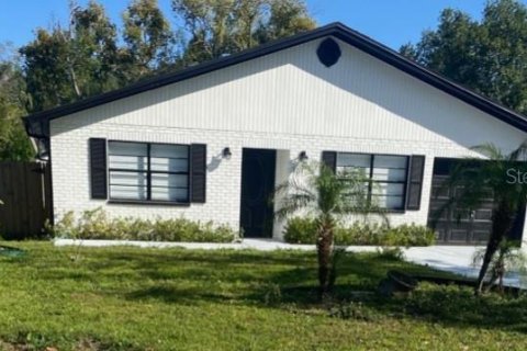 Casa en Tampa, Florida 4 dormitorios, 144.56 m2 № 2303145