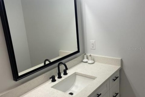 Villa ou maison à louer à Tampa, Floride: 4 chambres, 144.56 m2 № 2303145 - photo 13