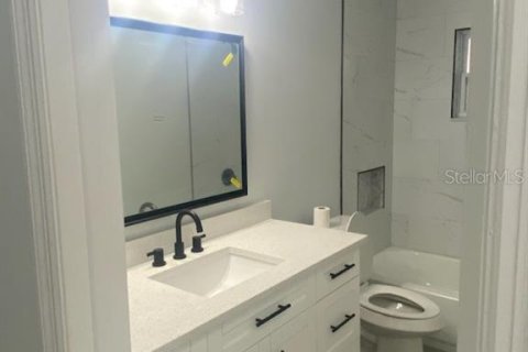 Villa ou maison à louer à Tampa, Floride: 4 chambres, 144.56 m2 № 2303145 - photo 10