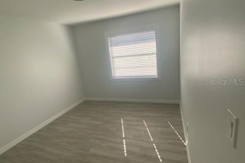 Villa ou maison à louer à Tampa, Floride: 4 chambres, 144.56 m2 № 2303145 - photo 8