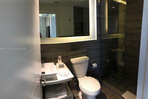 Copropriété à louer à Miami, Floride: 1 chambre, 59.46 m2 № 2368198 - photo 11