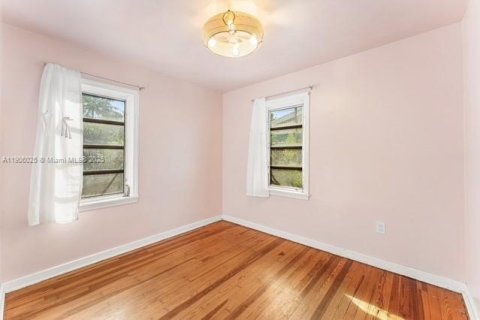 Casa en venta en Lake Worth, Florida, 3 dormitorios, 94.85 m2 № 1956660 - foto 15