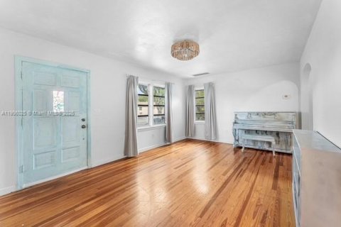 Casa en venta en Lake Worth, Florida, 3 dormitorios, 94.85 m2 № 1956660 - foto 13