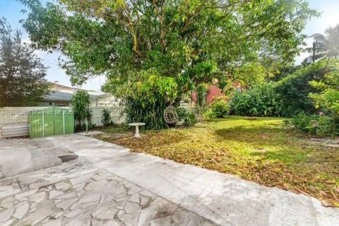 Casa en venta en Lake Worth, Florida, 3 dormitorios, 94.85 m2 № 1956660 - foto 22