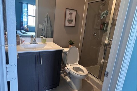 Townhouse in Hialeah, Florida 4 bedrooms, 177.26 sq.m. № 1976326 - photo 26