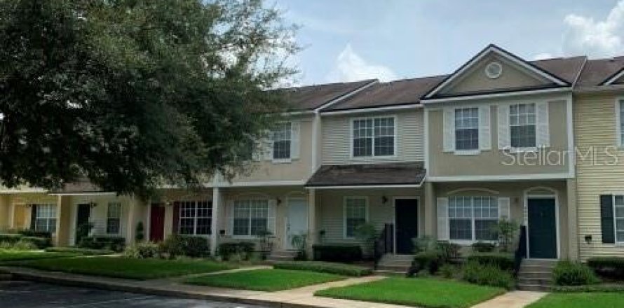 Adosado en Orlando, Florida 2 dormitorios, 110 m2 № 1903260