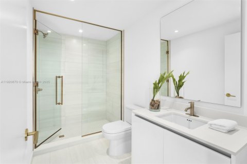 Condominio en venta en Miami, Florida, 2 dormitorios, 113.62 m2 № 2019007 - foto 11