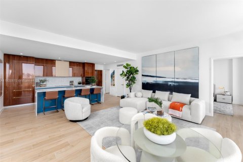 Condominio en venta en Miami, Florida, 2 dormitorios, 113.62 m2 № 2019007 - foto 7