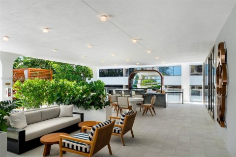 Condominio en venta en Miami, Florida, 2 dormitorios, 113.62 m2 № 2019007 - foto 24