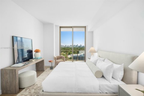 Condominio en venta en Miami, Florida, 2 dormitorios, 113.62 m2 № 2019007 - foto 14