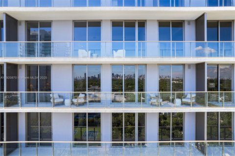 Condominio en venta en Miami, Florida, 2 dormitorios, 113.62 m2 № 2019007 - foto 21