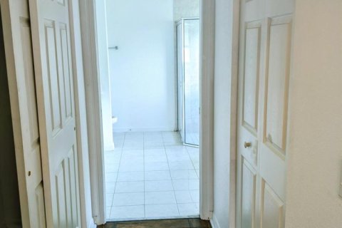 Apartment in St. Lucie, Florida 2 bedrooms, 119.47 sq.m. № 2086028 - photo 17