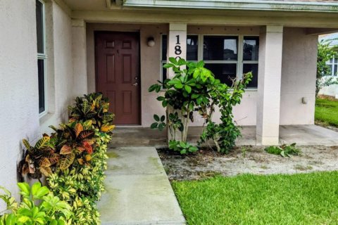 Apartment in St. Lucie, Florida 2 bedrooms, 119.47 sq.m. № 2086028 - photo 2