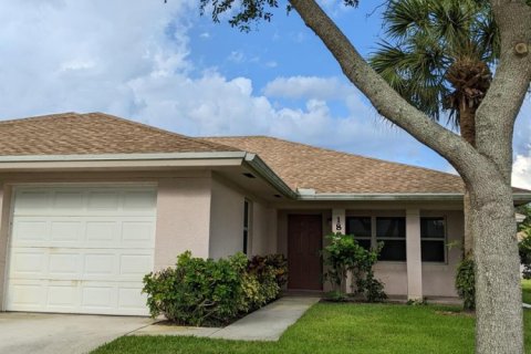 Apartment in St. Lucie, Florida 2 bedrooms, 119.47 sq.m. № 2086028 - photo 4