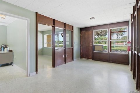 Propiedad comercial en venta en Inglis, Florida, 137.5 m2 № 2342195 - foto 10