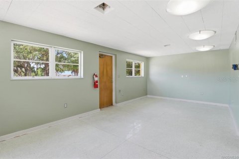 Propiedad comercial en venta en Inglis, Florida, 137.5 m2 № 2342195 - foto 19