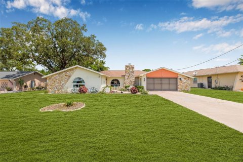 Casa en venta en Spring Hill, Florida, 2 dormitorios, 160.07 m2 № 1833313 - foto 2