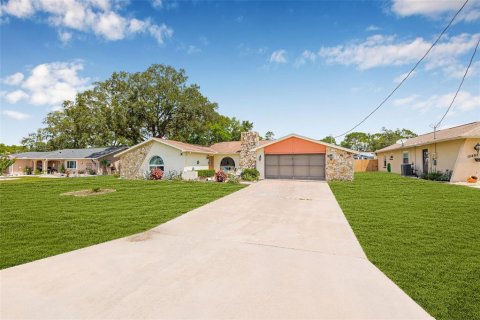 Casa en venta en Spring Hill, Florida, 2 dormitorios, 160.07 m2 № 1833313 - foto 4