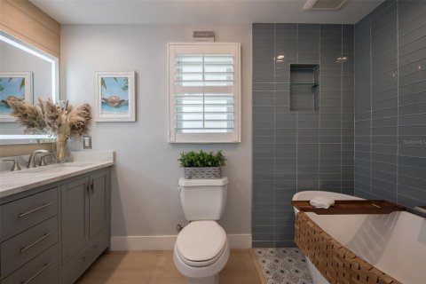 Villa ou maison à vendre à Longboat Key, Floride: 2 chambres, 126.35 m2 № 1735009 - photo 16